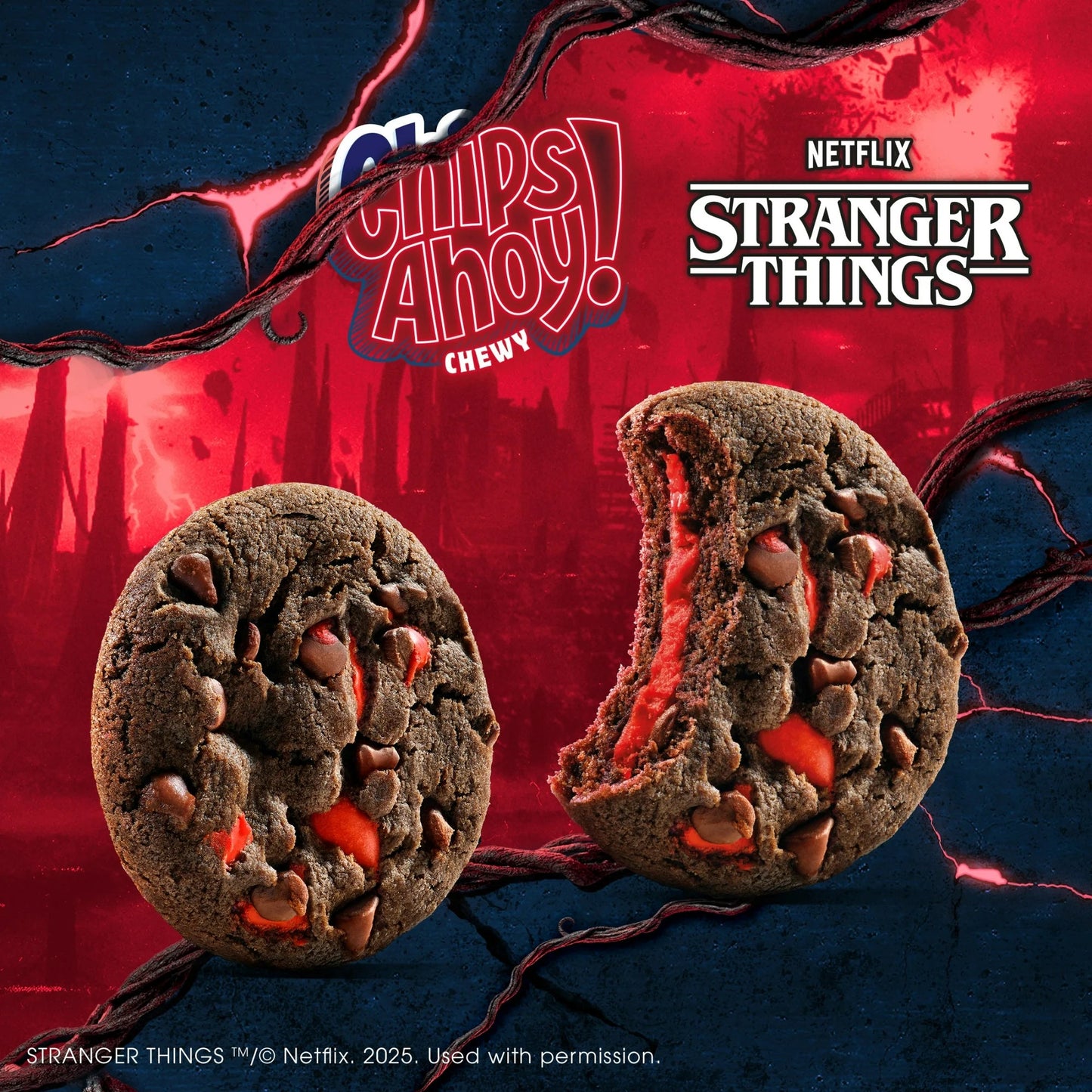 CHIPS AHOY! Stranger Things Chewy Chocolatey Strawberry-Flavored Filled Soft Cookies, 10 Snack nirvanaguru