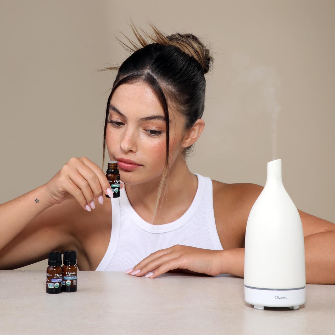Cliganic Organic Lavender Essential Oil - 100% Pure Natural Undiluted, for Aromatherapy Diffuser | Non-GMO Verified (Packaging May Vary)