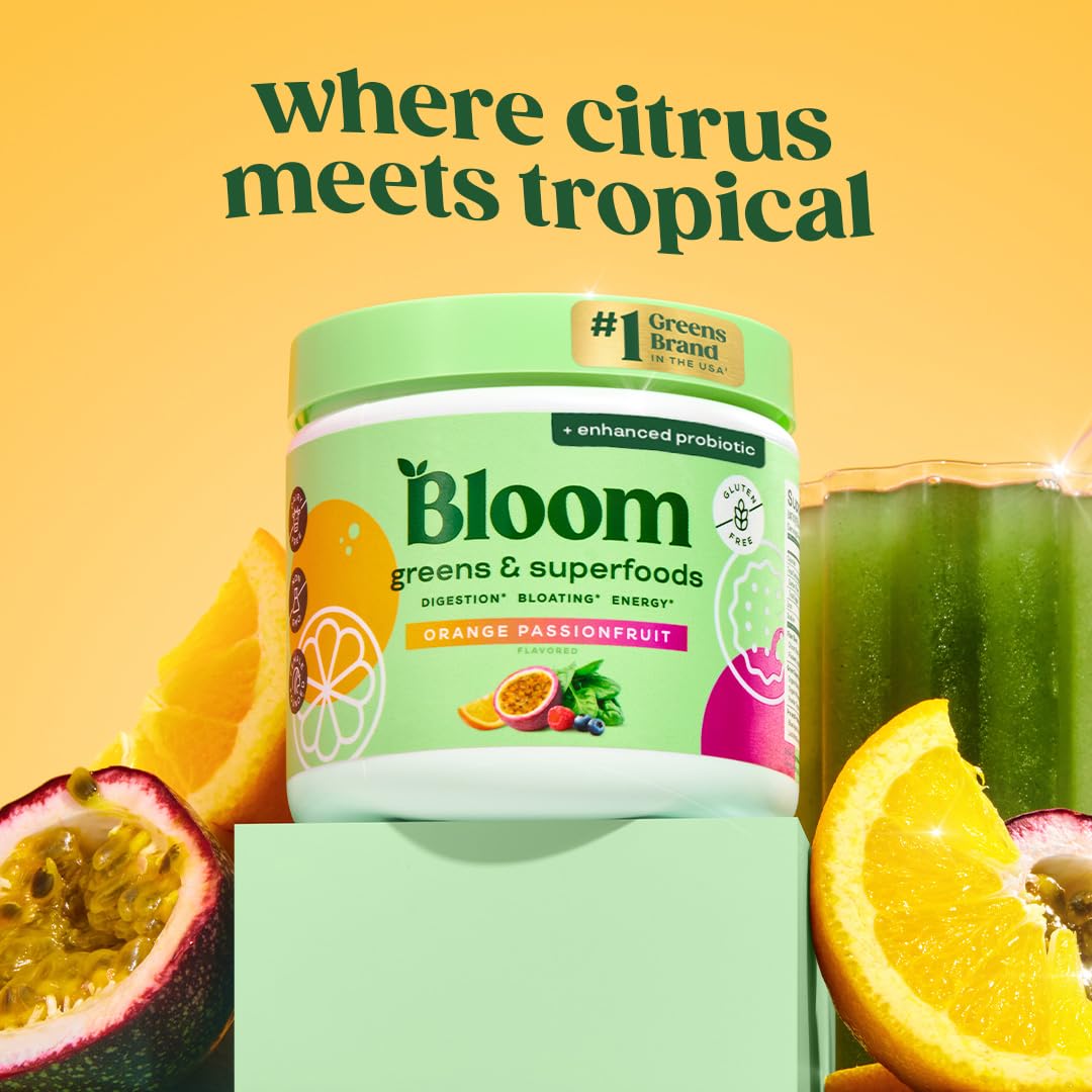 Bloom Nutrition Greens and Superfoods Powder for Digestive Health, Greens Powder, Digestive Enzymes, Probiotics, Spirulina, Chlorella for Bloating & Gut Support, Green Juice, 30 SVG, Strawberry Kiwi