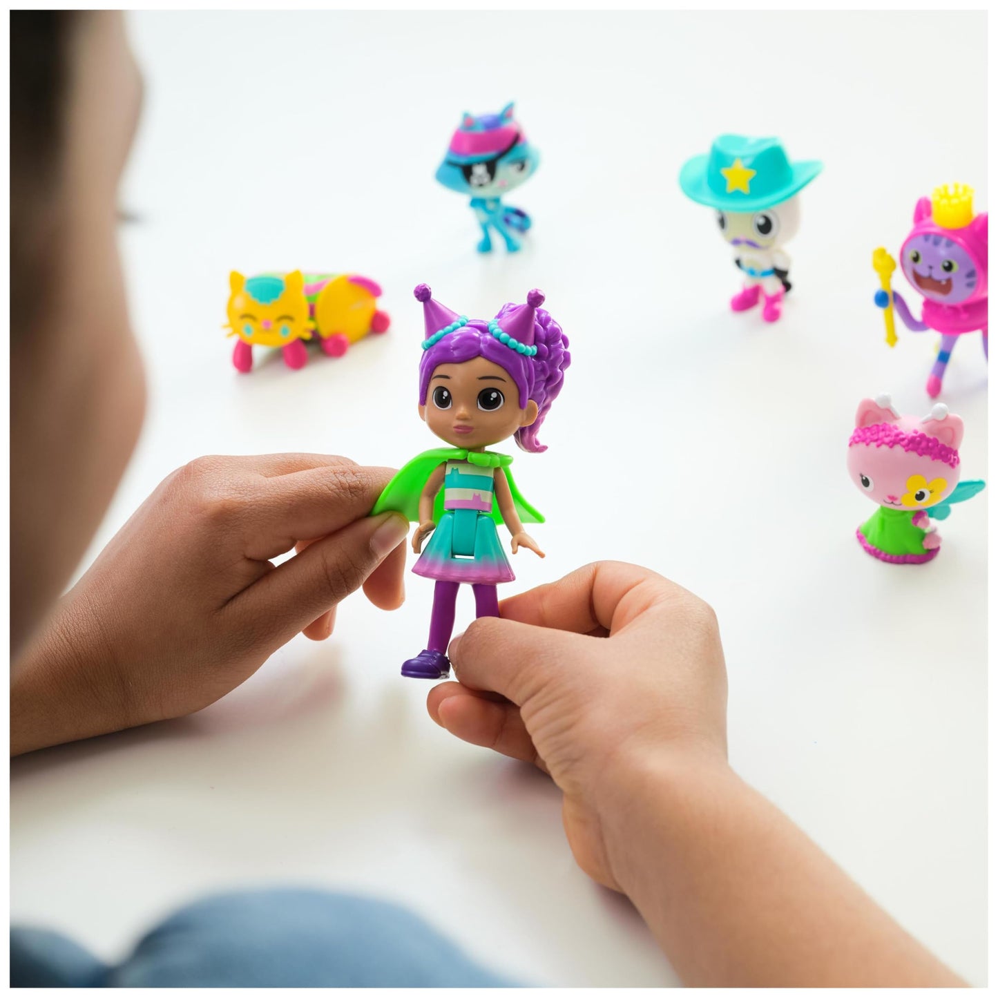 Gabby's Dollhouse, 14 Pc Celebration Dollhouse, 25-Inches Tall, with Toy Figures, Doll House Furniture & 10 Sounds, Kids Toys for Girls & Boys Ages 3+ Nirvana Guru