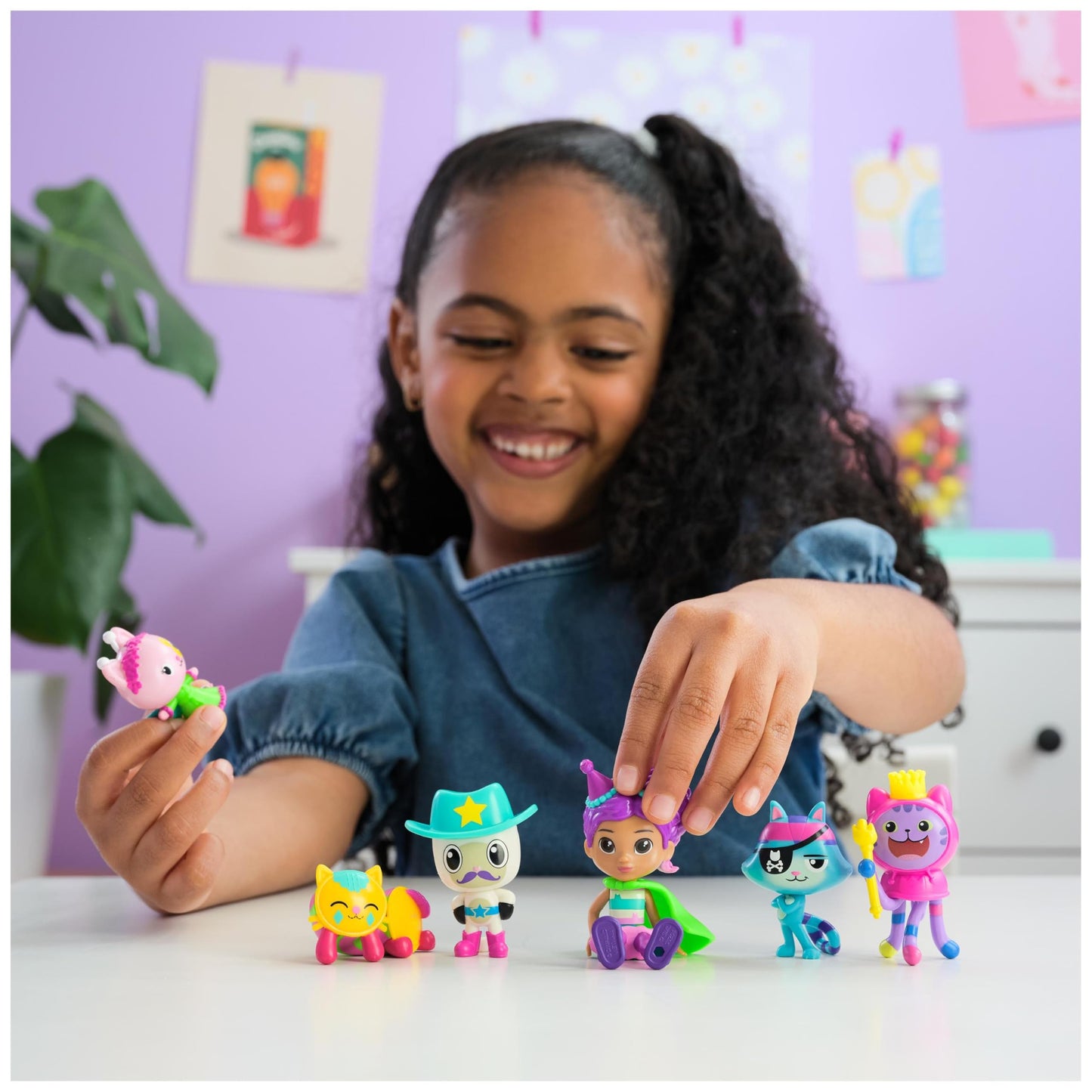 Gabby's Dollhouse, 14 Pc Celebration Dollhouse, 25-Inches Tall, with Toy Figures, Doll House Furniture & 10 Sounds, Kids Toys for Girls & Boys Ages 3+ Nirvana Guru