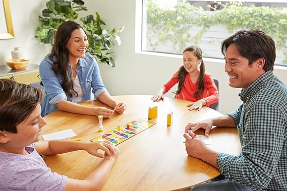Mattel Games Pictionary Family Board Game for Kids, Adults and Game Night for 2 Teams with Erasable Markers, Boards and Sand Timer nirvanaguru