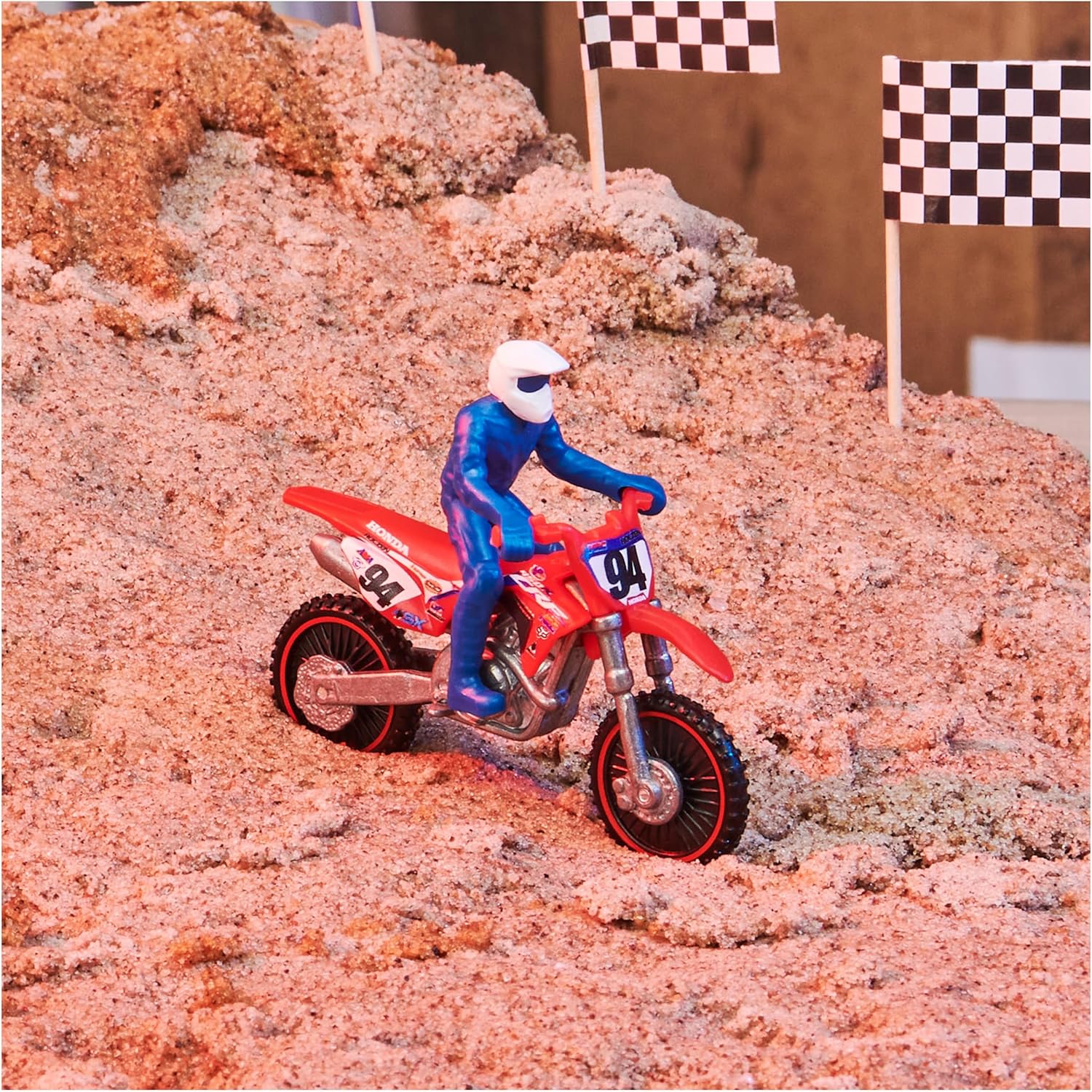 Supercross, Authentic 5-Pack of 1:24 Scale Die-Cast Motorcycles with Rider Figure, Toy Moto Bike for Kids and Collectors Ages 3 and up nirvanaguru