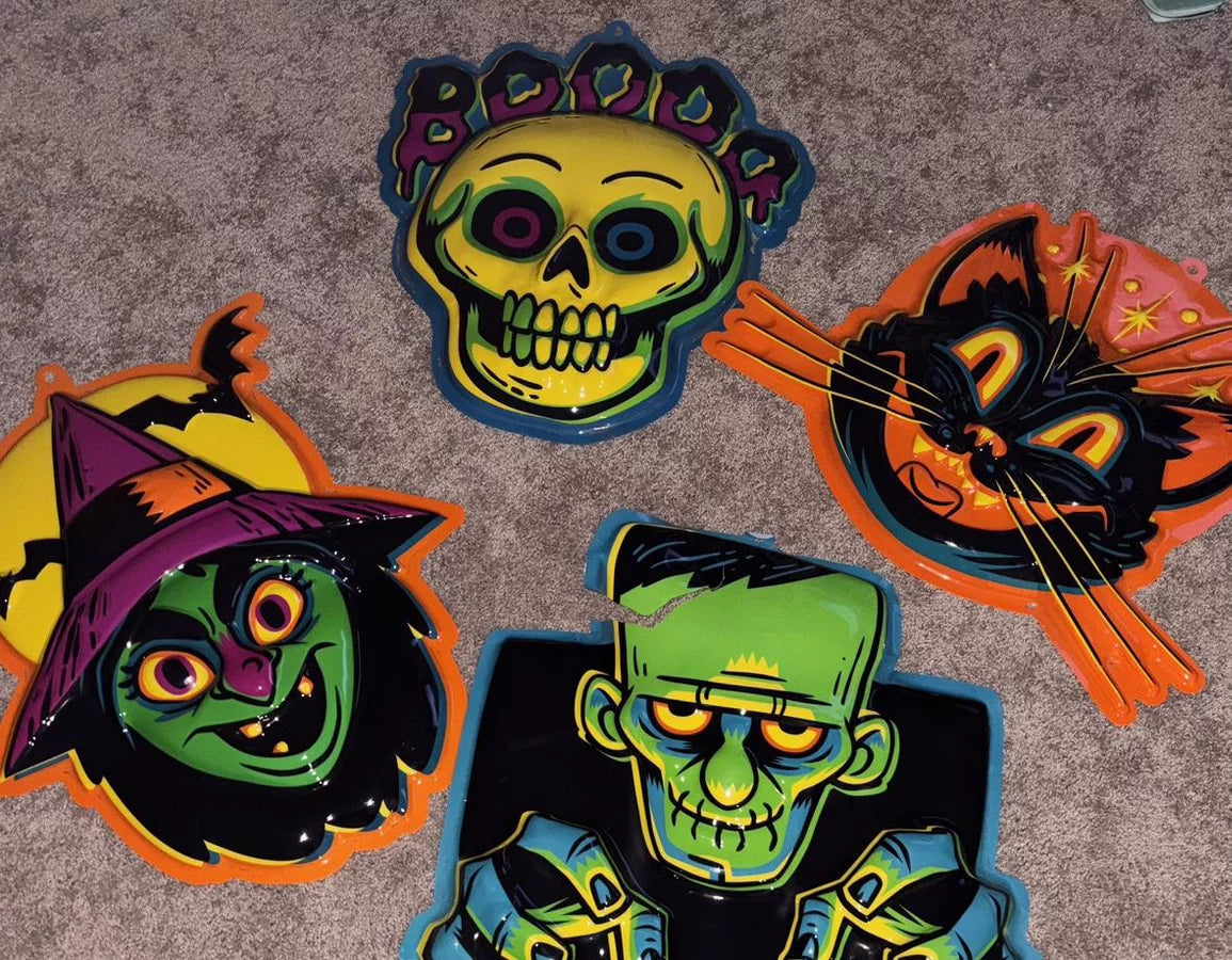27"x23" Halloween Boo Skull Vac Form Sign Unframed Wall Art - Hyde and EEK! Boutique™ Nirvana Guru