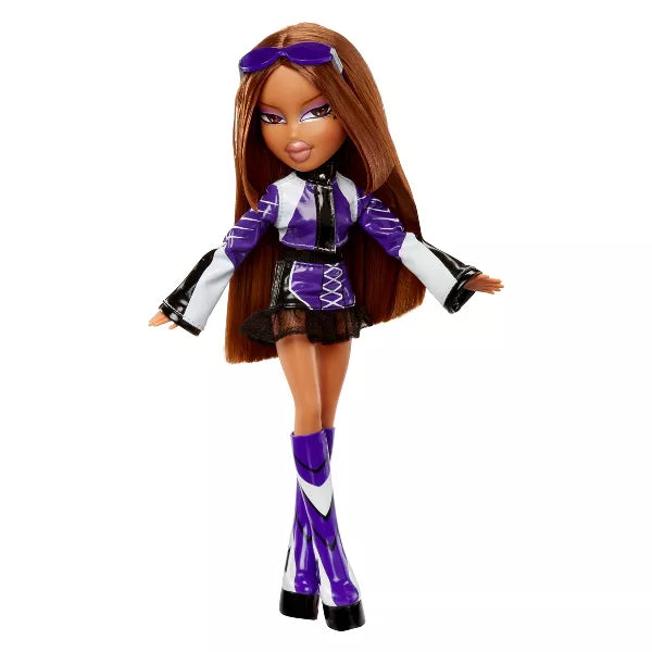 Bratz Scorchin' Yasmin Fashion Doll with Accessories nirvanaguru