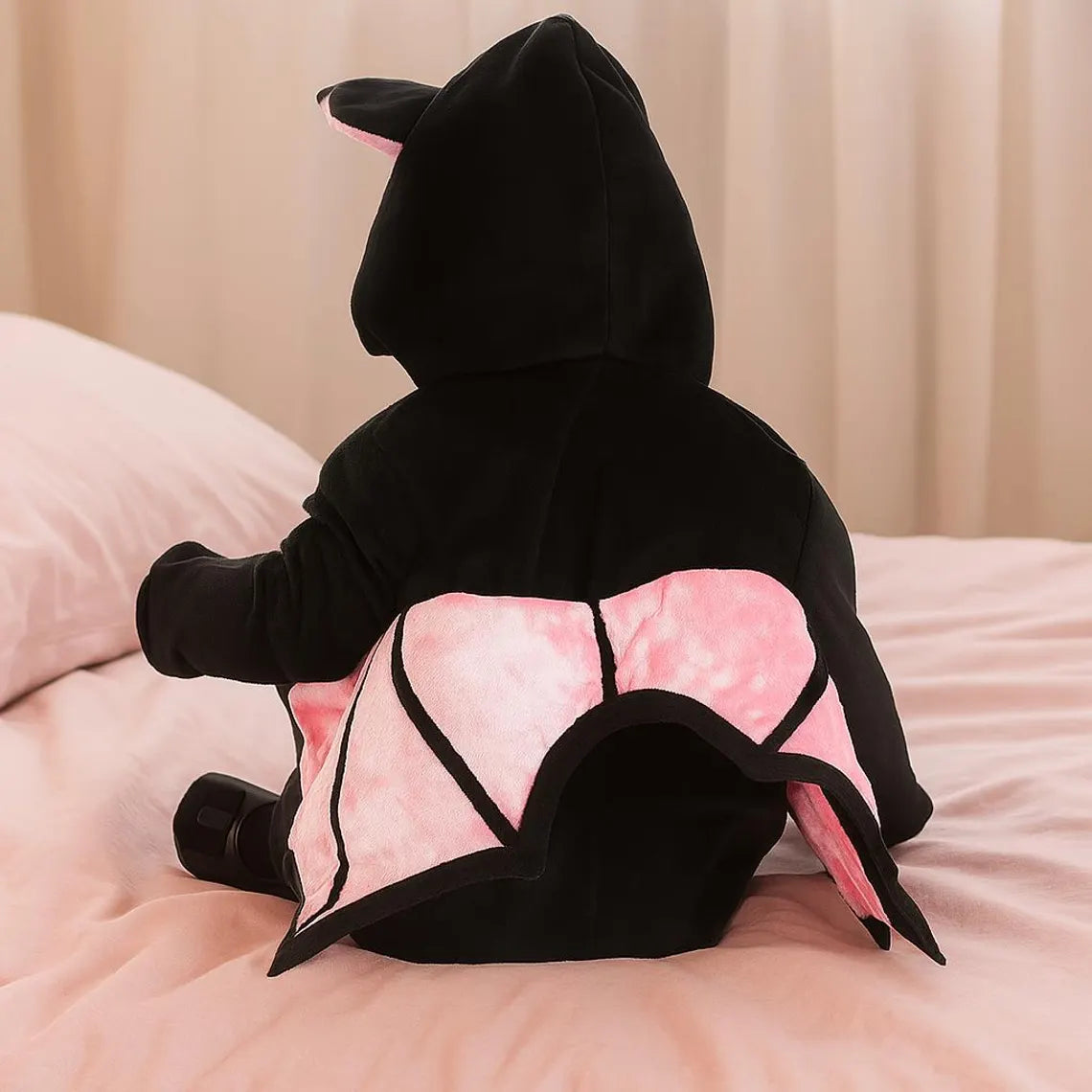 Baby Pink Vampire Bat Costume – Infant Halloween Outfit with Wings – Cute & Spooky Baby Bat Costume nirvanaguru