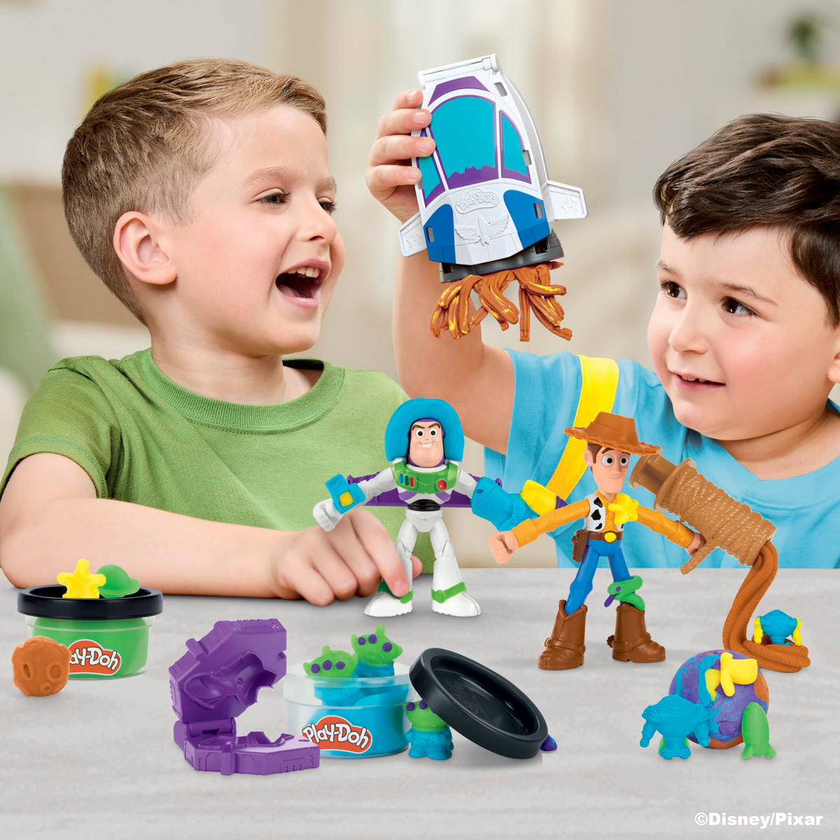 Play-Doh Toy Story 5 Space Creations Playset, Arts & Crafts, Disney Toys for Kids 4+