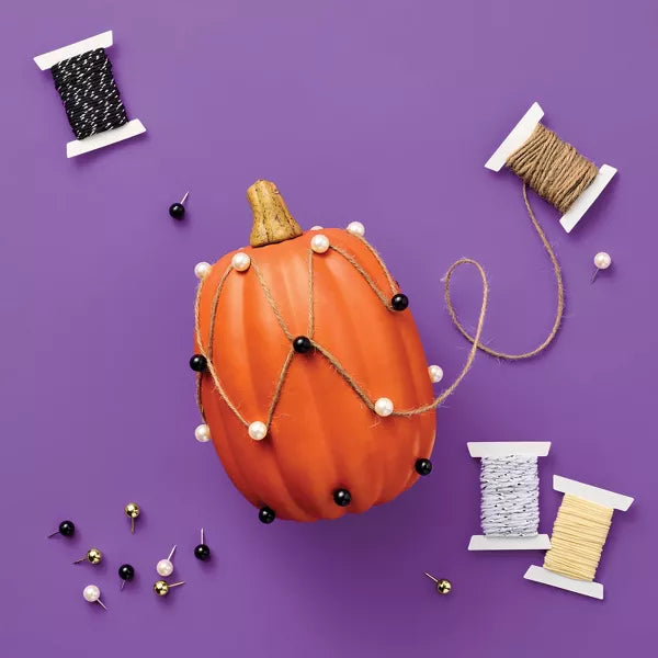 Halloween Craft String Art Pumpkin Decorating Kit - Mondo Llama™ Nirvana Guru